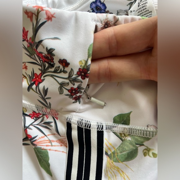 Athleta Contender 7/8 Tight Leggings Blossom Floral Side Stripe Size Small - Picture 12 of 13